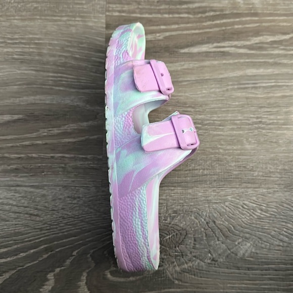 Multicolor slides. They are barely used. Cat & Jack size 1 - Picture 3 of 6